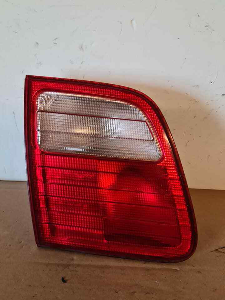 MERCEDES-BENZ E CLASS W210 NS PASSENGER REAR TAIL LIGHT A2108202564 1998