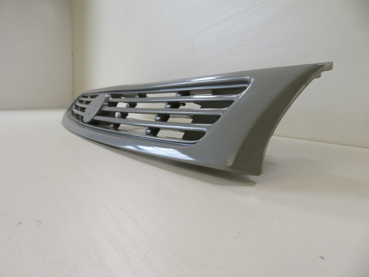 FRONT GRILLE FOR MAZDA 626 MZ07042GA FOR YEARS 1991-1997