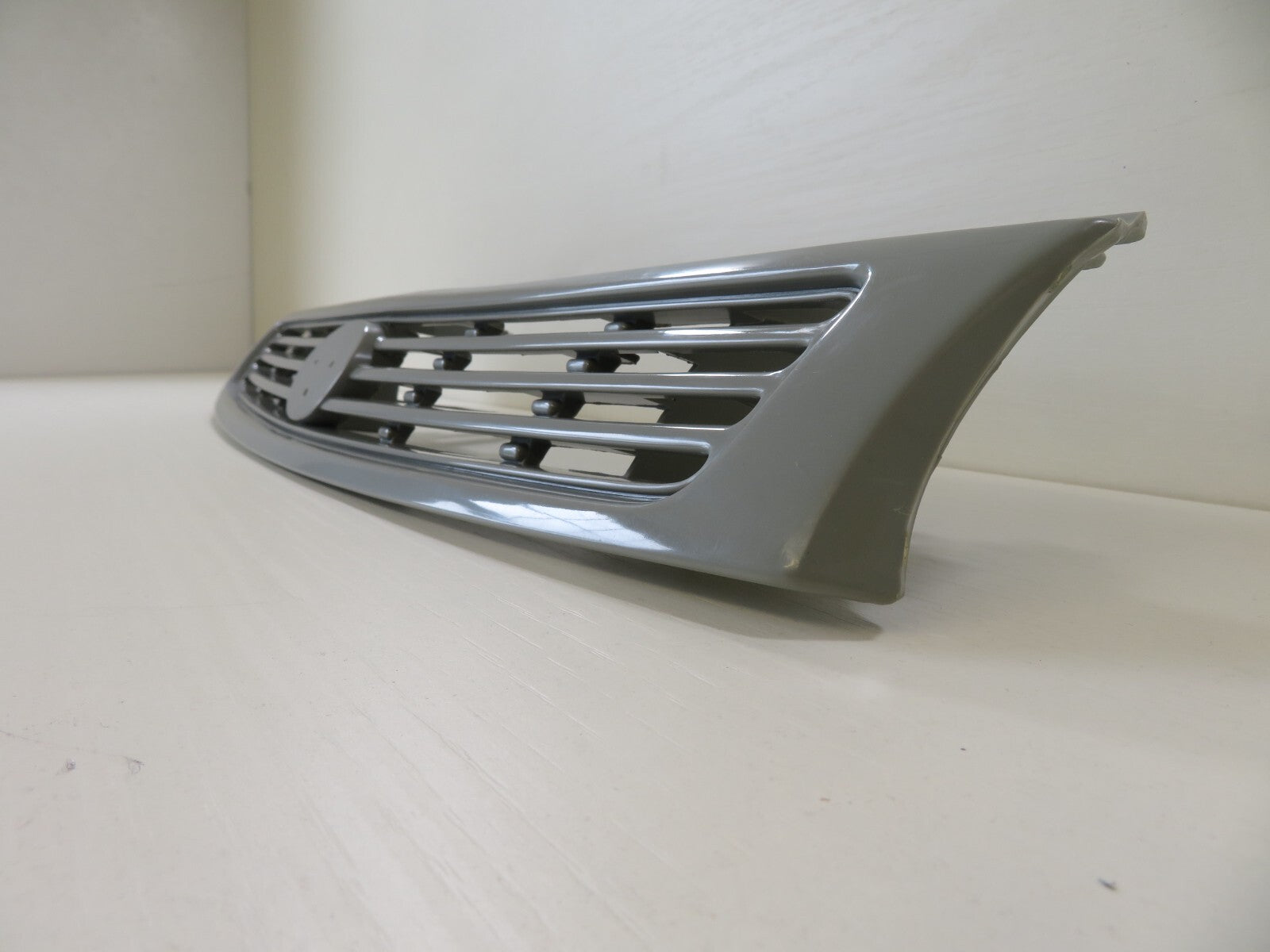 FRONT GRILLE FOR MAZDA 626 MZ07042GA FOR YEARS 1991-1997