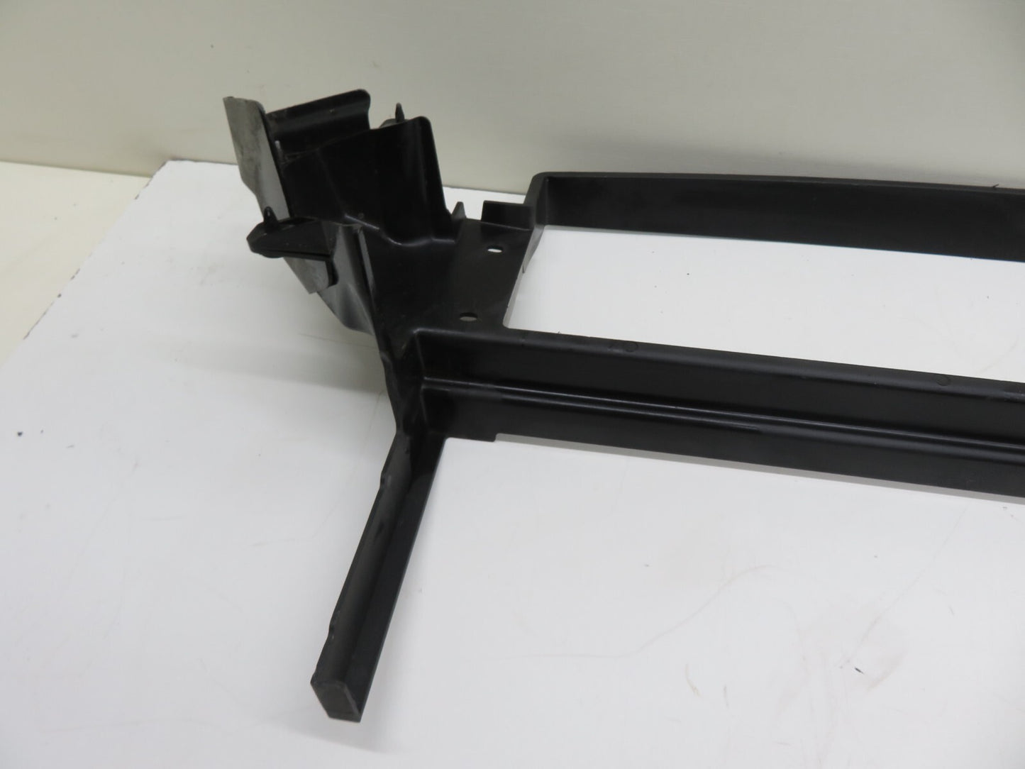 VAUXHALL MOKKA FRONT LOWER RADIATOR COWLING AIR DUCT TRIM 2012-2016