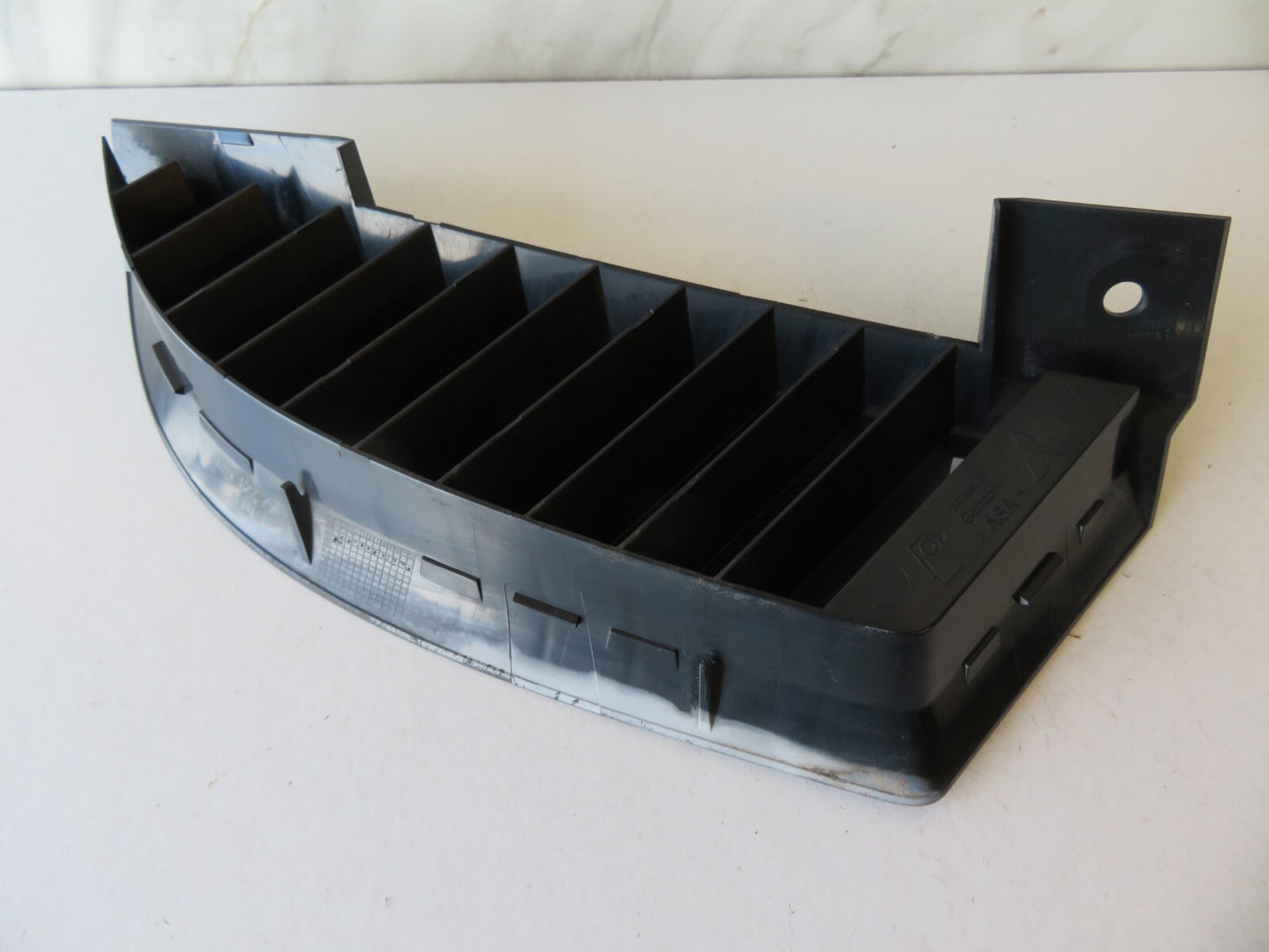 MITSUBISHI COLT CZ1 LH FRONT GRILL MN127773 04-08 AMS1652