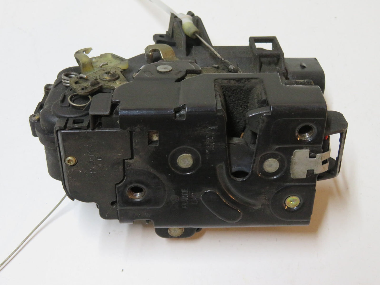 AUDI TT MK1 NS DOOR LOCK CATCH 1998-2004 B6