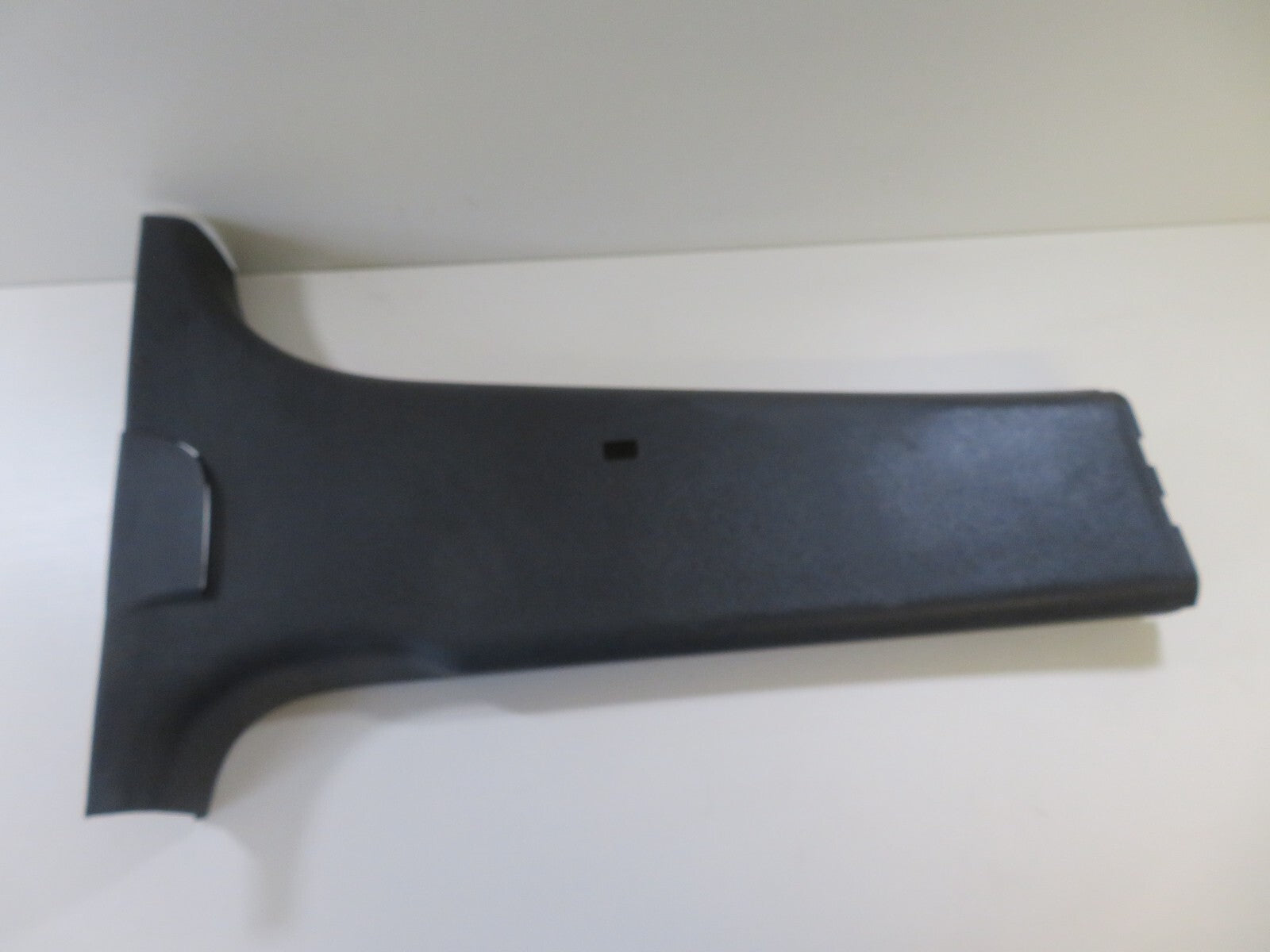 VOLKSWAGEN VW TOURAN RH OS DRIVER B PILLAR TRIM 1T0867298 2003-2009 NO4