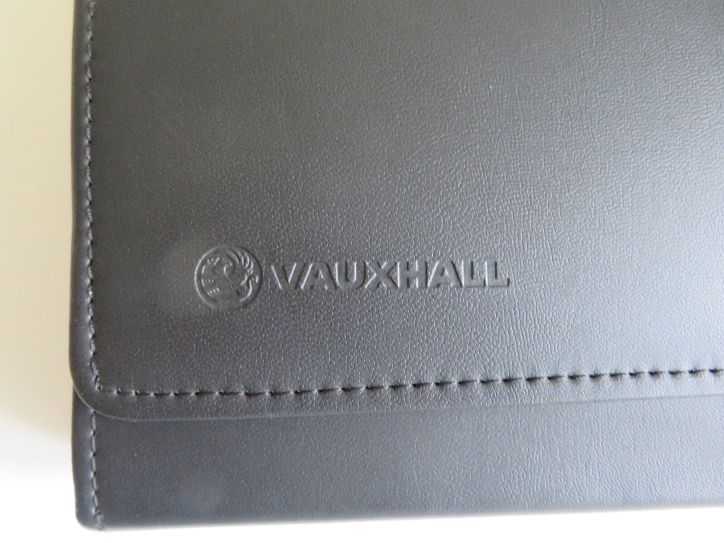 VAUXHALL CORSA C OWNERS MANUAL WITH FOLDER 2000-2006 HM4-4