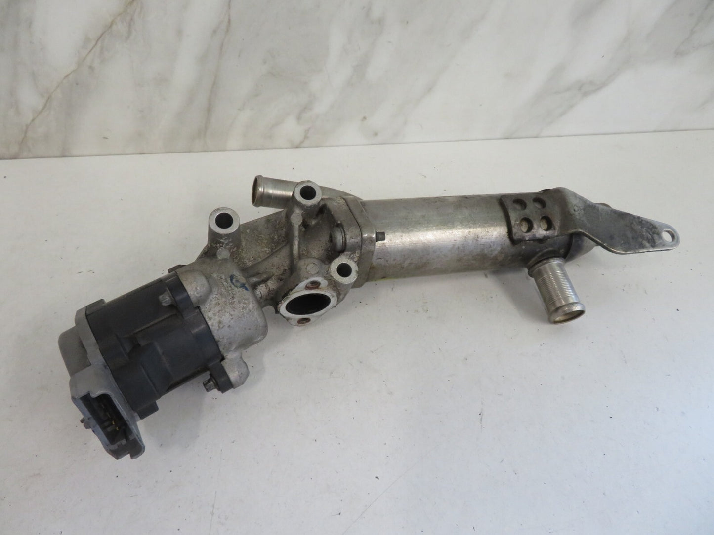 JAGUAR XF X250 EGR VALVE AND COOLER 4R8Q-9Y493-BJ 2008-2016 1241-20