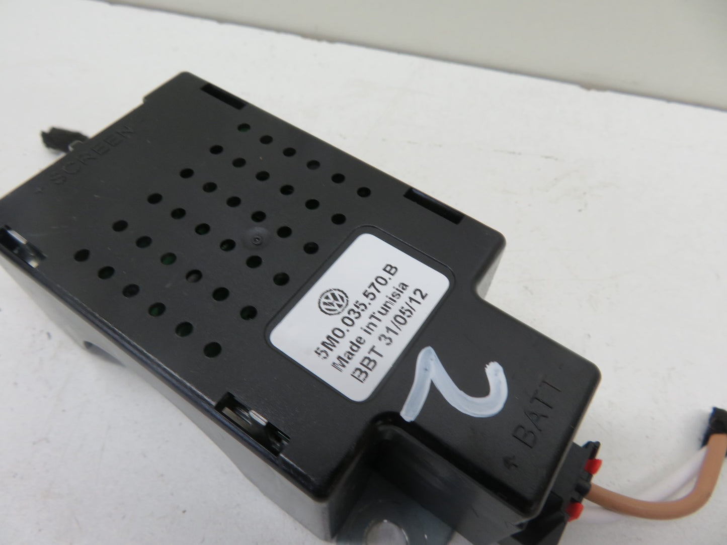 VW GOLF MK6 RADIO ANTENNA MODULE 5M0035570B 2009-2013 1546-2