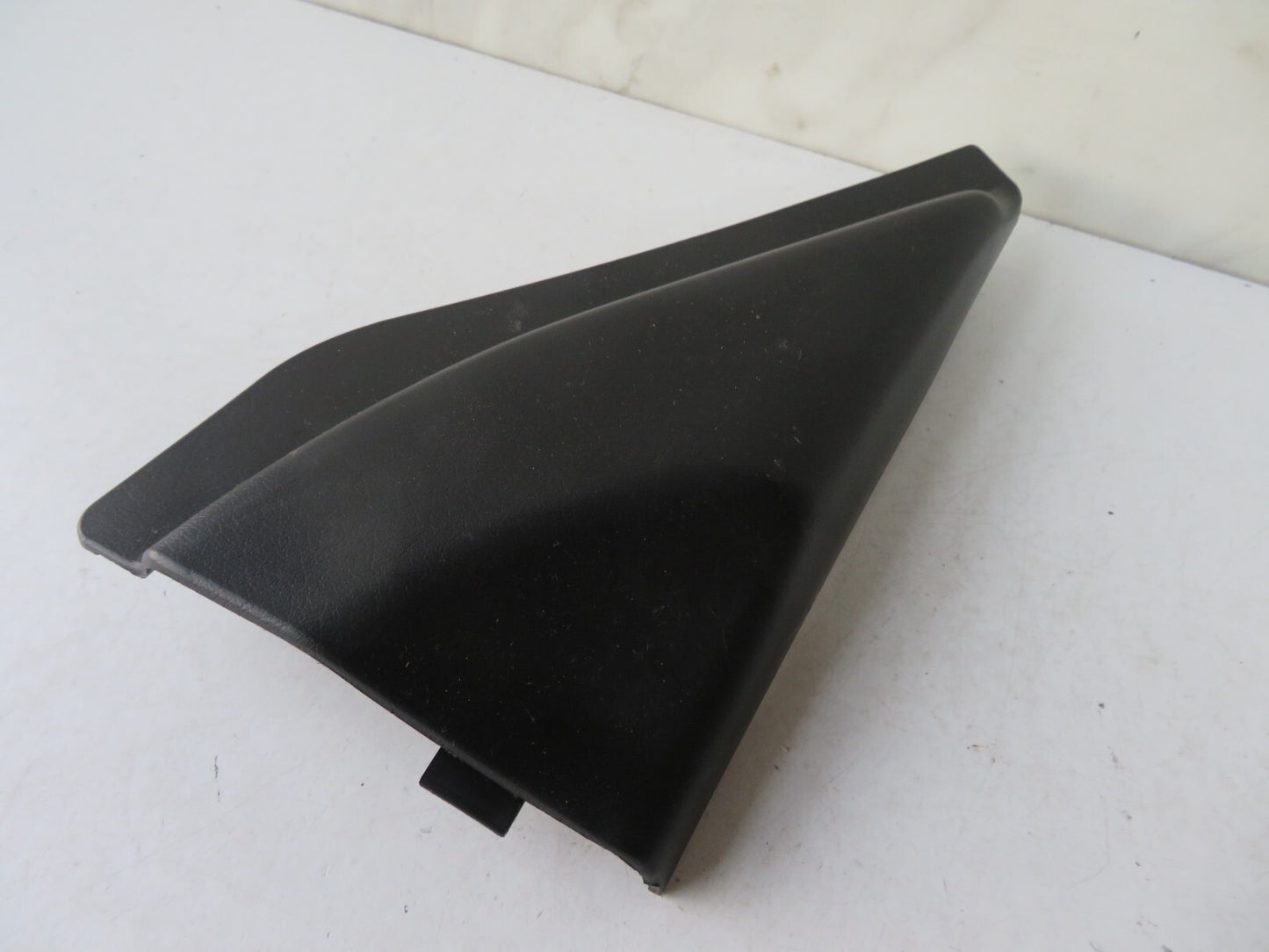 SUZUKI JIMNY OSF INNER QUARTER TRIM 1998-2005 AMS1509-6