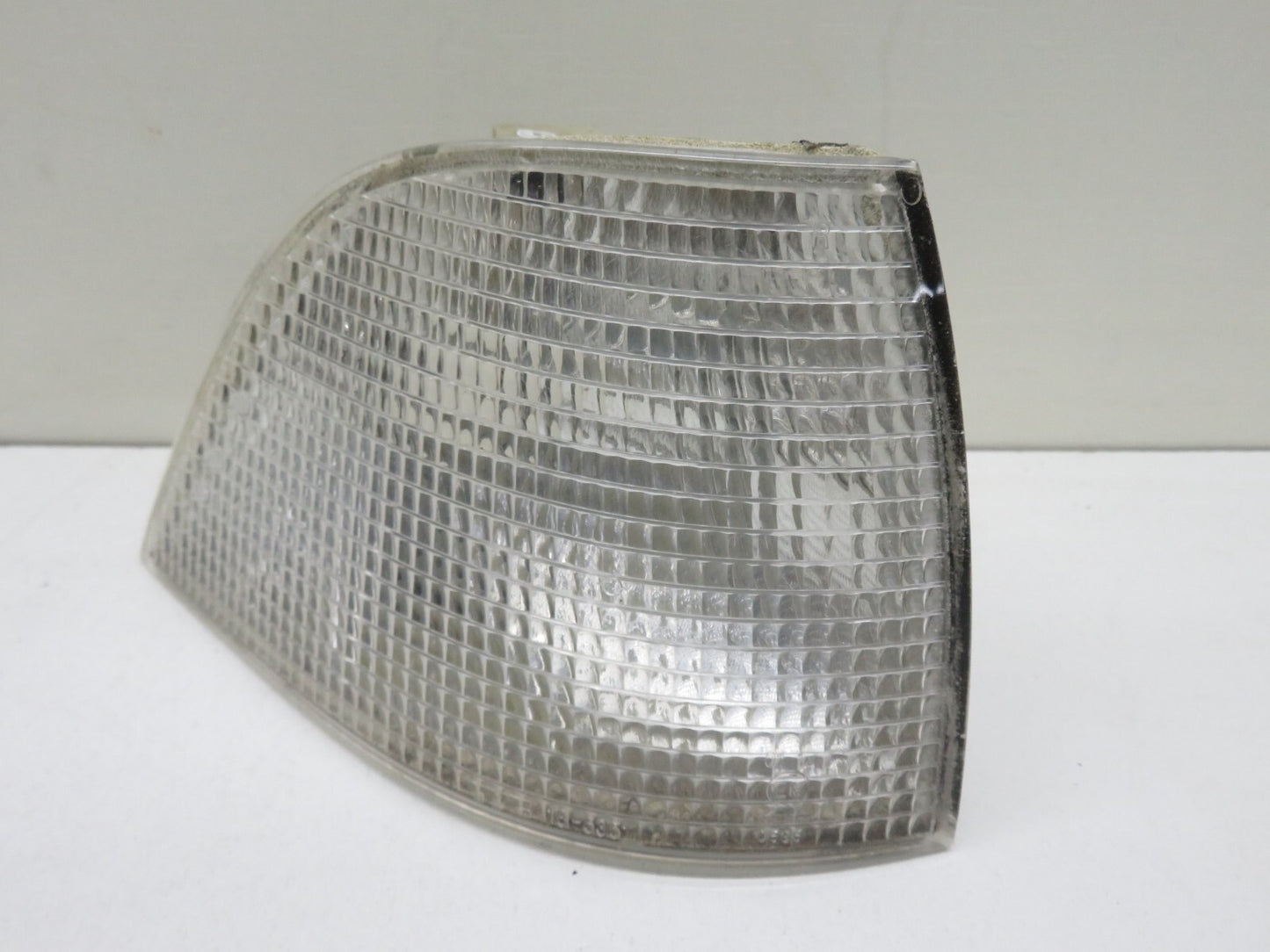 BMW E36 OS DRIVER CLEAR FRONT INDICATOR (SEE PHOTOS) 1991-1998 1756-8