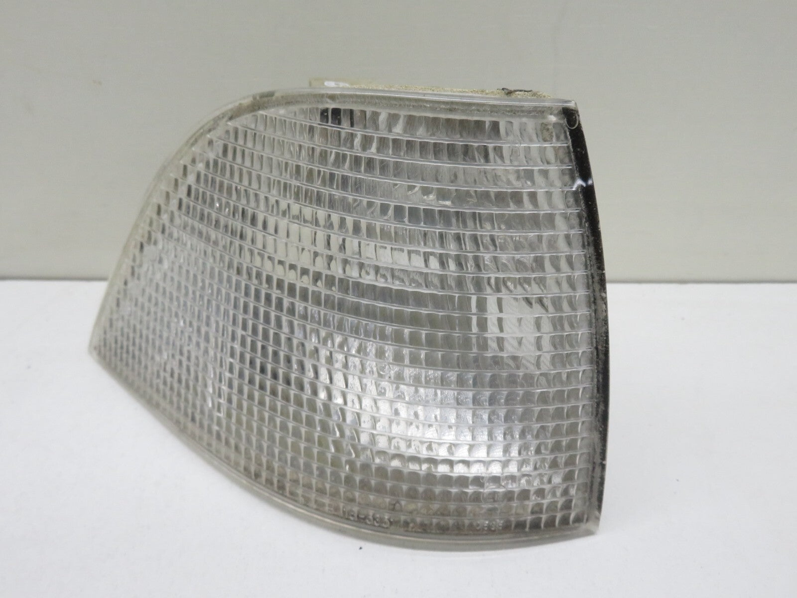 BMW E36 OS DRIVER CLEAR FRONT INDICATOR (SEE PHOTOS) 1991-1998 1756-8