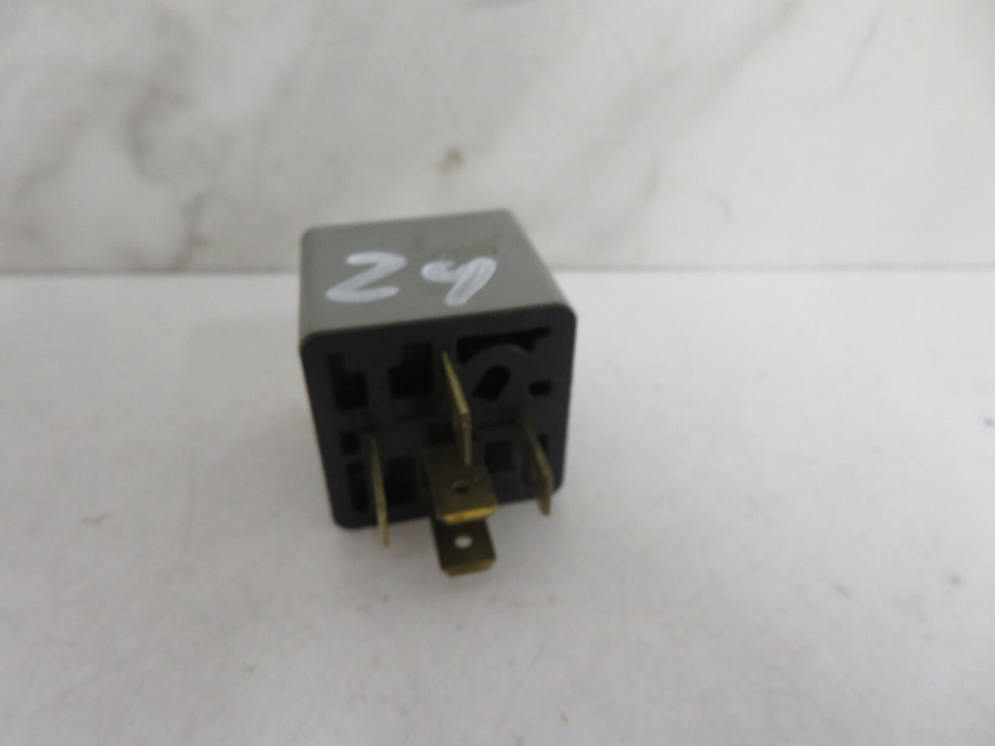 SAAB 93 9-3 BOSCH RELAY 1626239 1998-2002 SB29