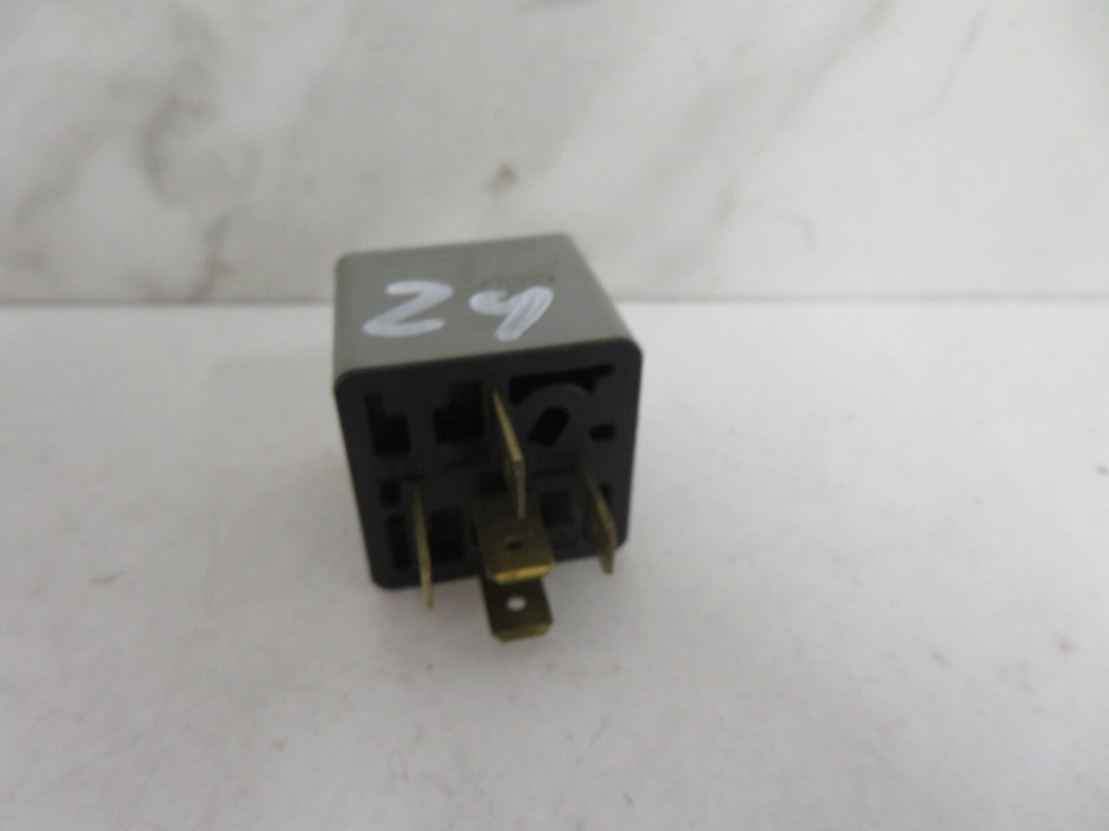 SAAB 93 9-3 BOSCH RELAY 1626239 1998-2002 SB29