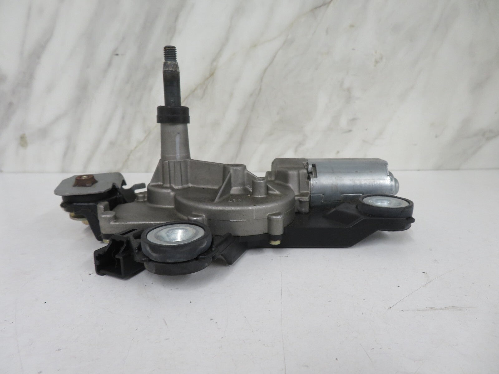 MAZDA 3 REAR WIPER MOTOR BP4K-67450 2004-2009 MIX1511-5