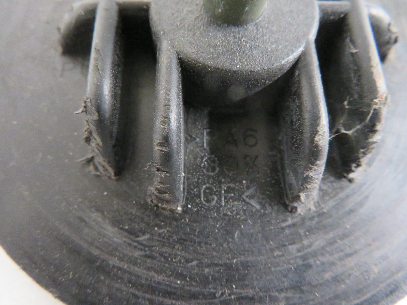 ROVER CITY ROVER SPARE WHEEL CLAMP 2003-2005 1642-13