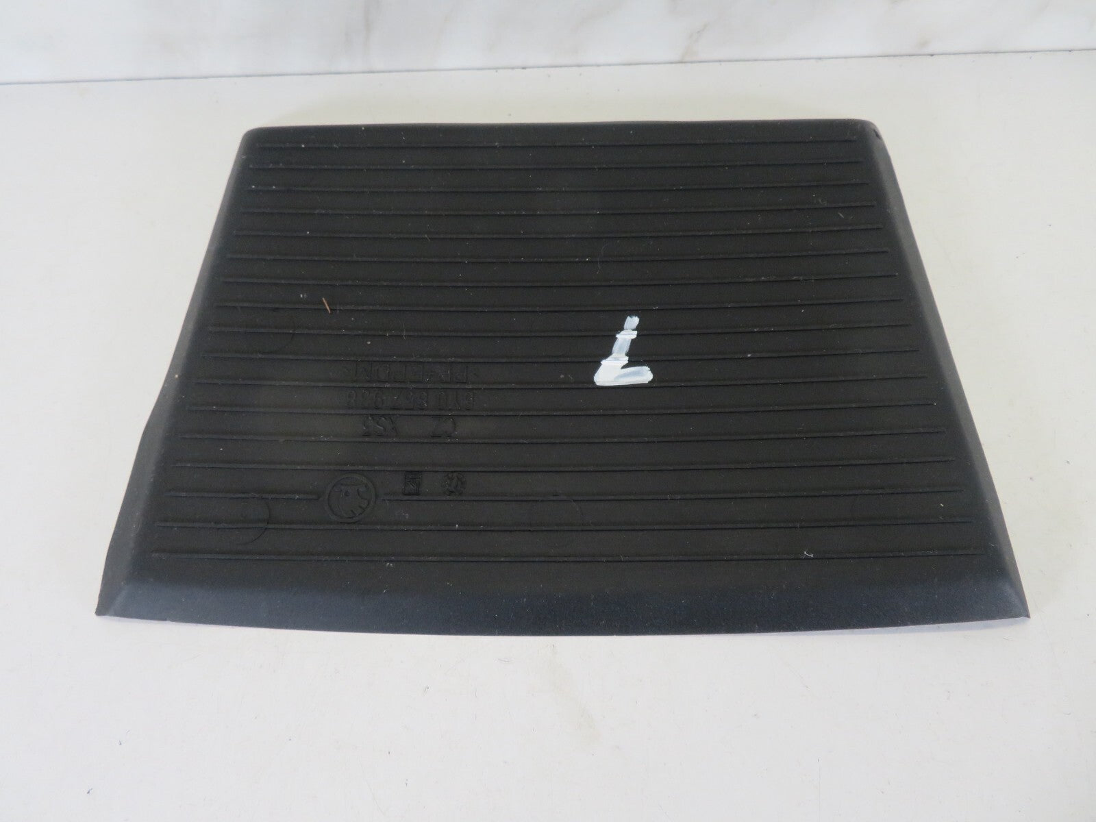 SKODA FABIA MK1 STORAGE DIN RUBBER INSERT 6Y0857938 2001-2005 A1844-7