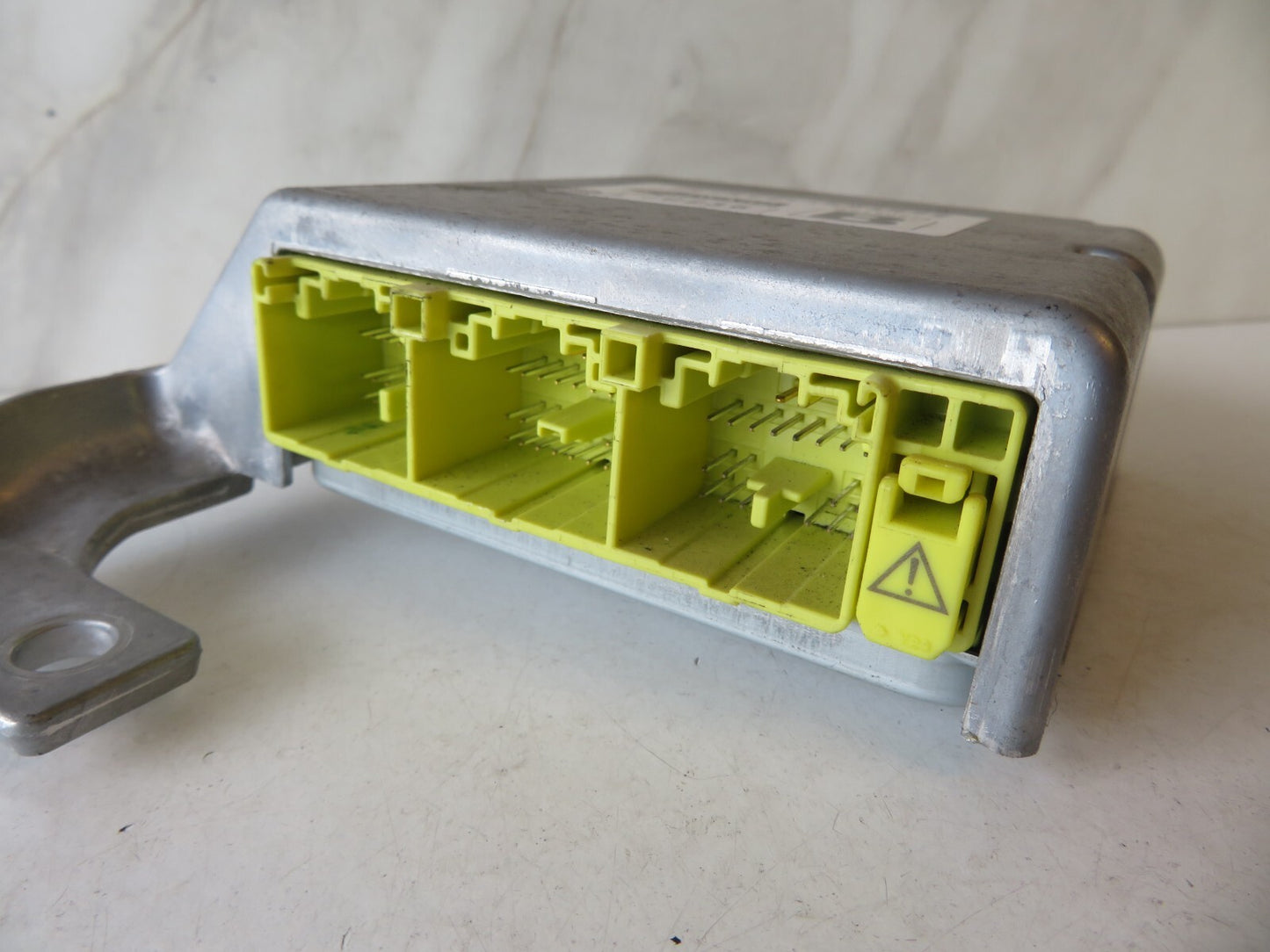 MAZDA 5 AIRBAG CONTROL MODULE C236 2005-2010 AMS1547