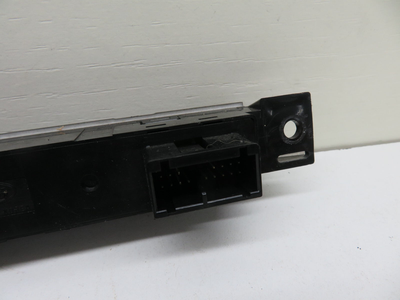 LAND ROVER DISCOVERY 3 HAZARD SWITCH DOOR LOCK SWITCHES 2005-2009 1212-12