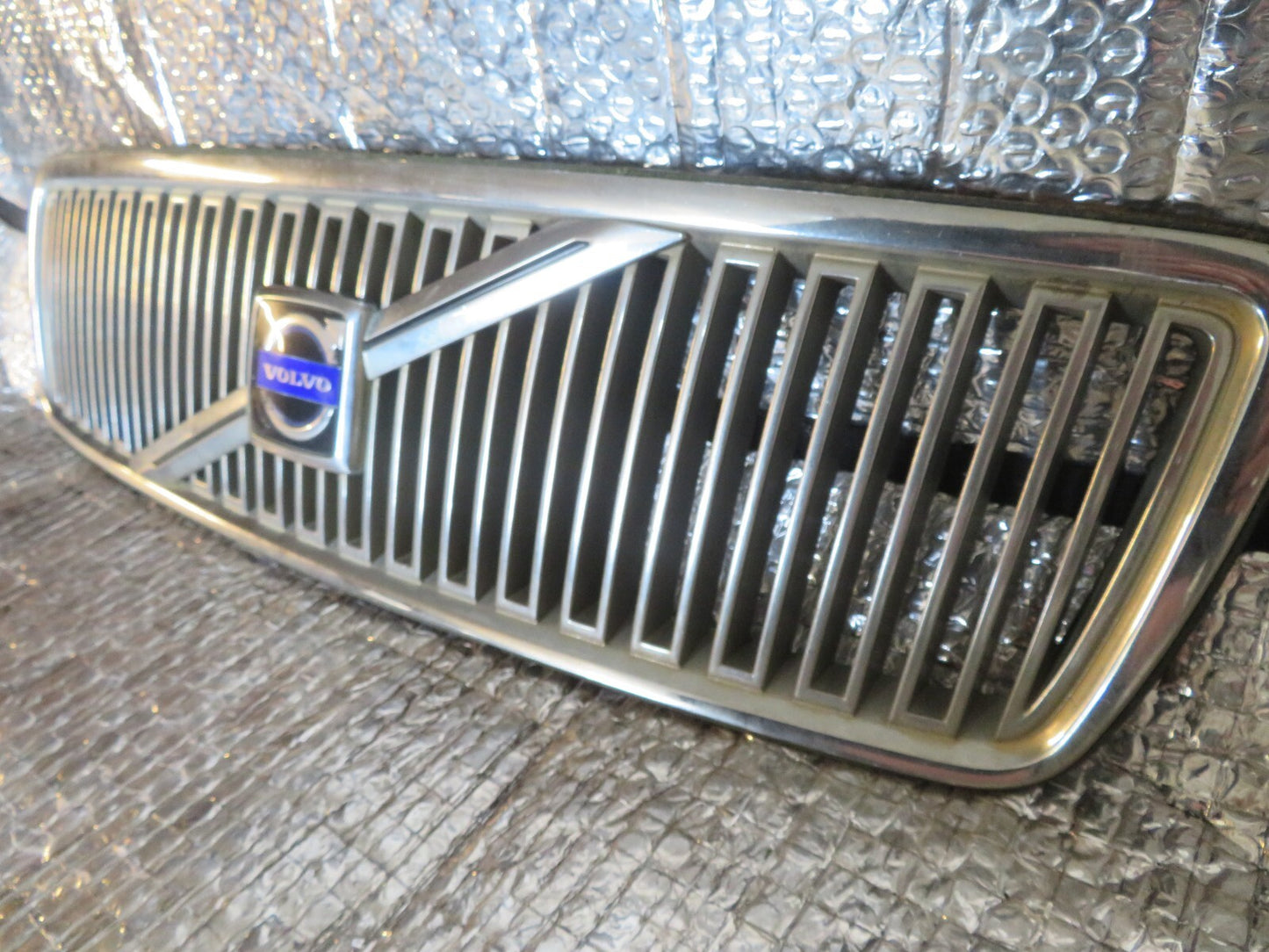 VOLVO C70 MK1 T5 FRONT GRILL 1998-2004