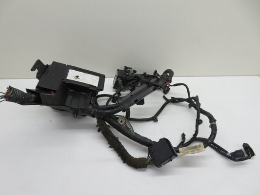 FORD FIESTA MK7 ST180 ENGINE BAY FUSE BOX WITH CUT LOOM 2013-2017 1543-1