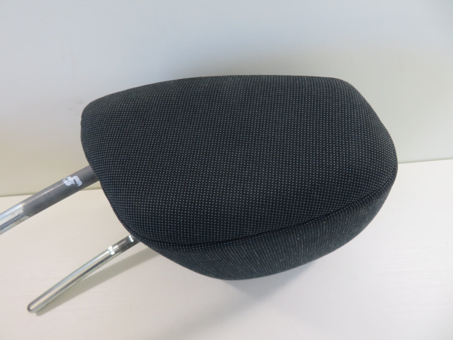 FORD FIESTA MK7 FRONT CLOTH HEAD REST 2009-2012 1351-8