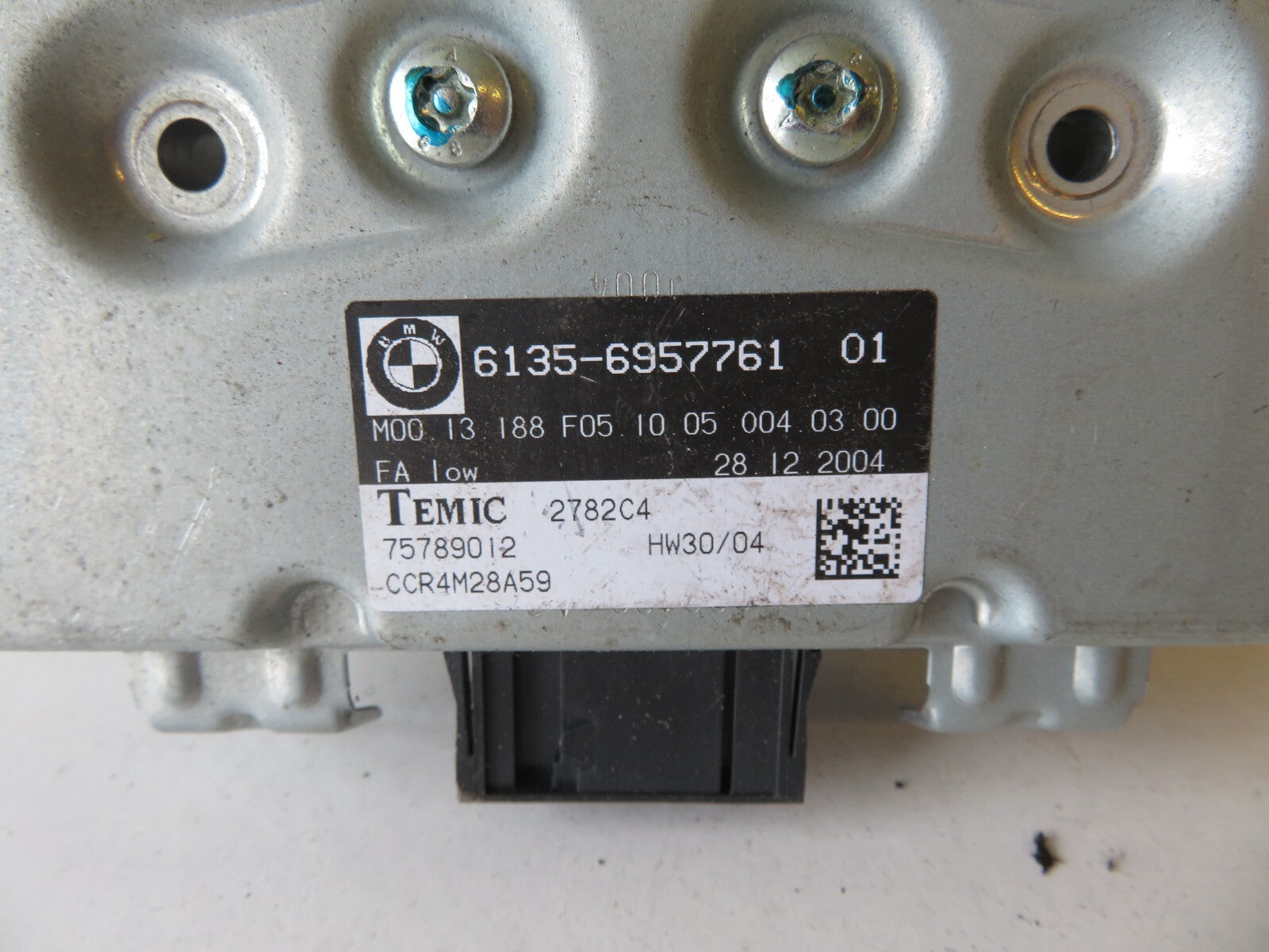 BMW 5 SERIES E60 DOOR CONTROL MODULE ECU 6957761 2004-2007 AMS124-1 SA