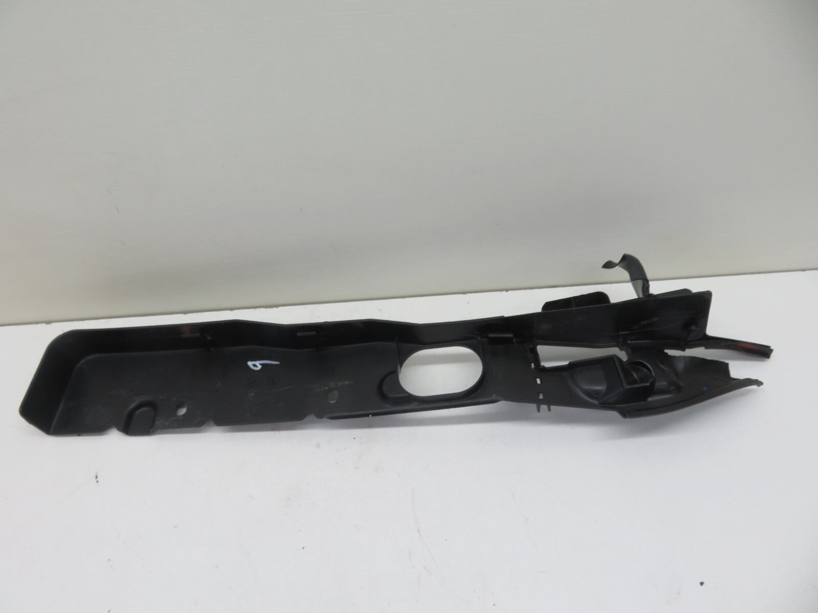 FORD FOCUS ST 225 OS DRIVER FENDER TRIM 4M51-A02476-A 2006-2010 1232-9