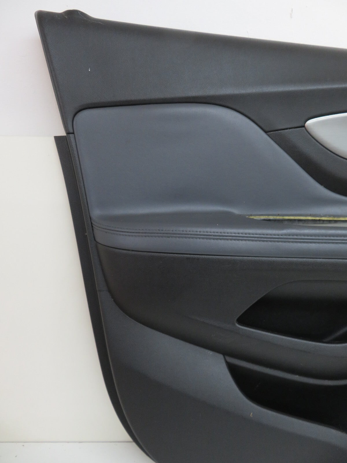 VAUXHALL MOKKA NS PASSENGER FRONT LEATHER DOOR CARD (SEE PHOTOS) 2012-2016