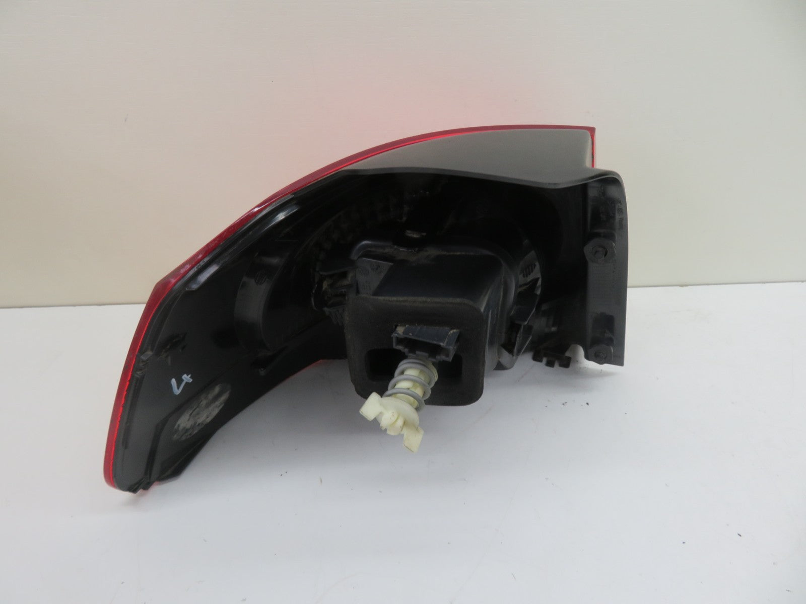 VW GOLF MK6 OS DRIVER REAR TAIL LIGHT CLUSTER 2009-2013 REF-4