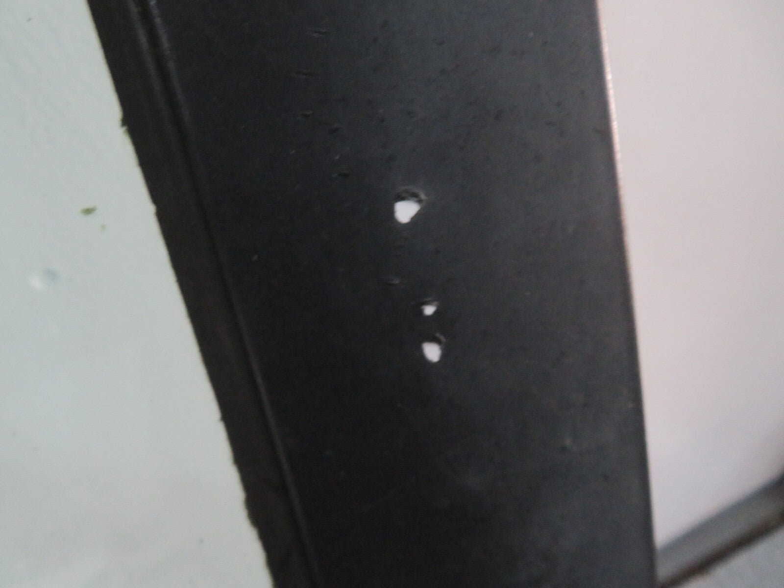 FORD FIESTA MK7 ST180 NS PASSENGER DOOR IN FROZEN WHITE (SEE PHOTOS) 2013-2017