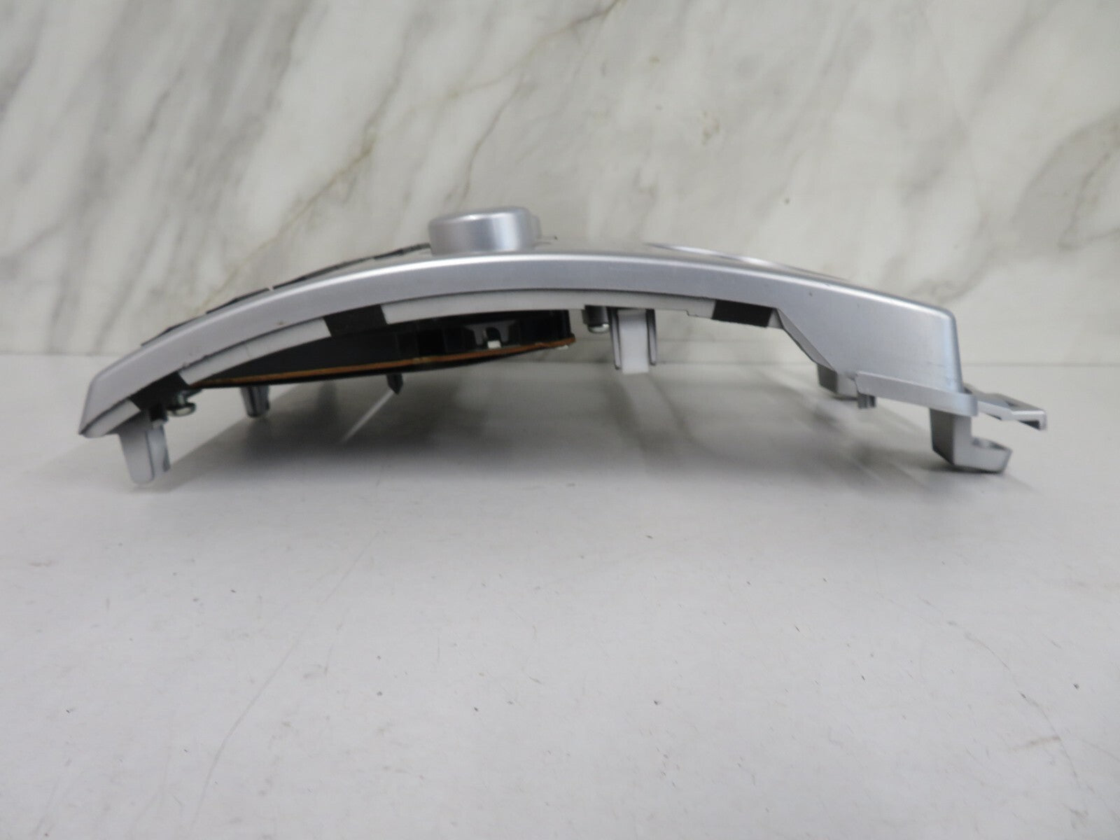 MAZDA 5 RADIO CD HEAD UNIT CC6079EG0 FASCIA TRIM 2006-2010 1511-2