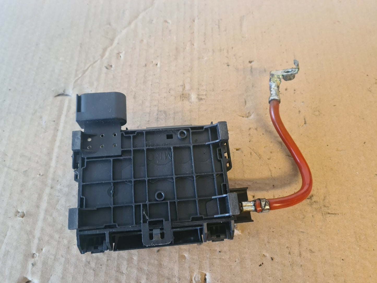 AUDI A3 8L POSITIVE TERMINAL BOARD 1998-2003