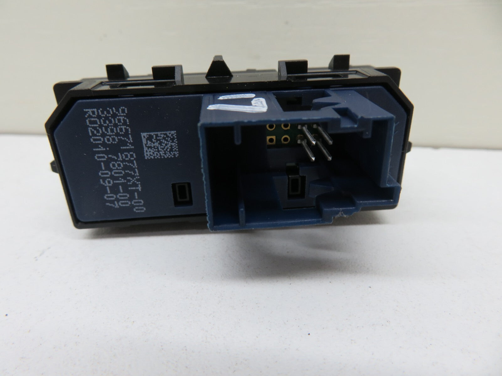 PEUGEOT 3008 CHILD LOCK SWITCH 96671877XT 2008-2016 1338-17