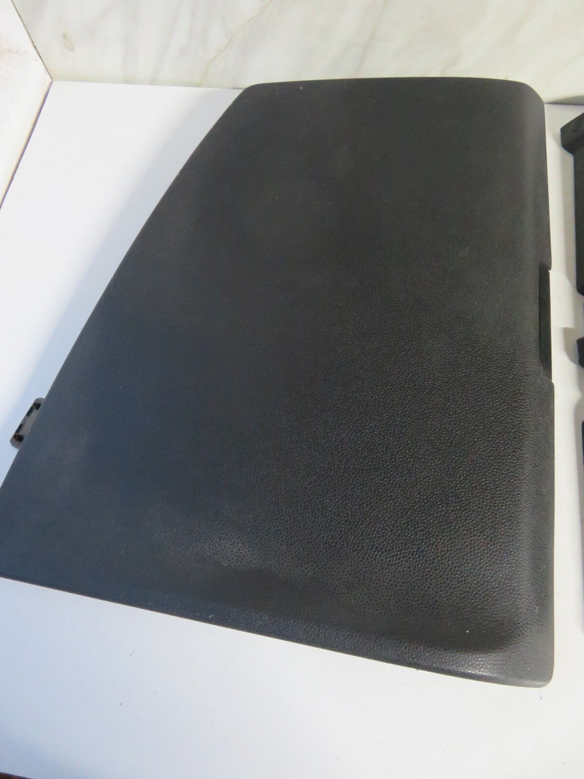 FORD TRANSIT MK7 OS TOP GLOVE BOX COMPARTMENT 12V SOCKET 2006-2014 AMS1540-9