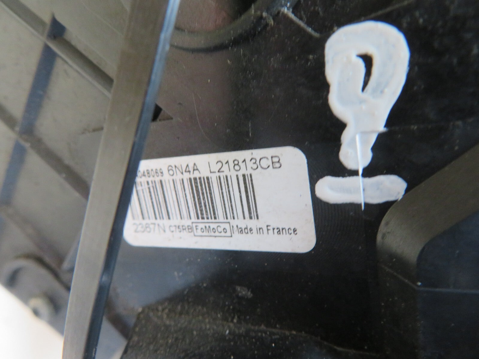 FORD FOCUS CC NS PASSENGER DOOR LOCK CATCH 6N4A-L21813-CB 2006-2010 A1114-9