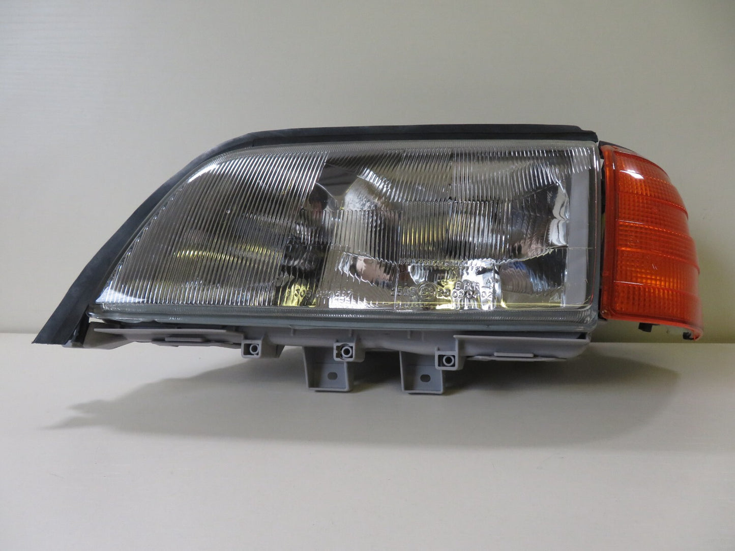 NS PASSENGER LH BOSCH HEADLIGHT 0301036201 FOR MERCEDES C CLASS 1993-2000 #RMS