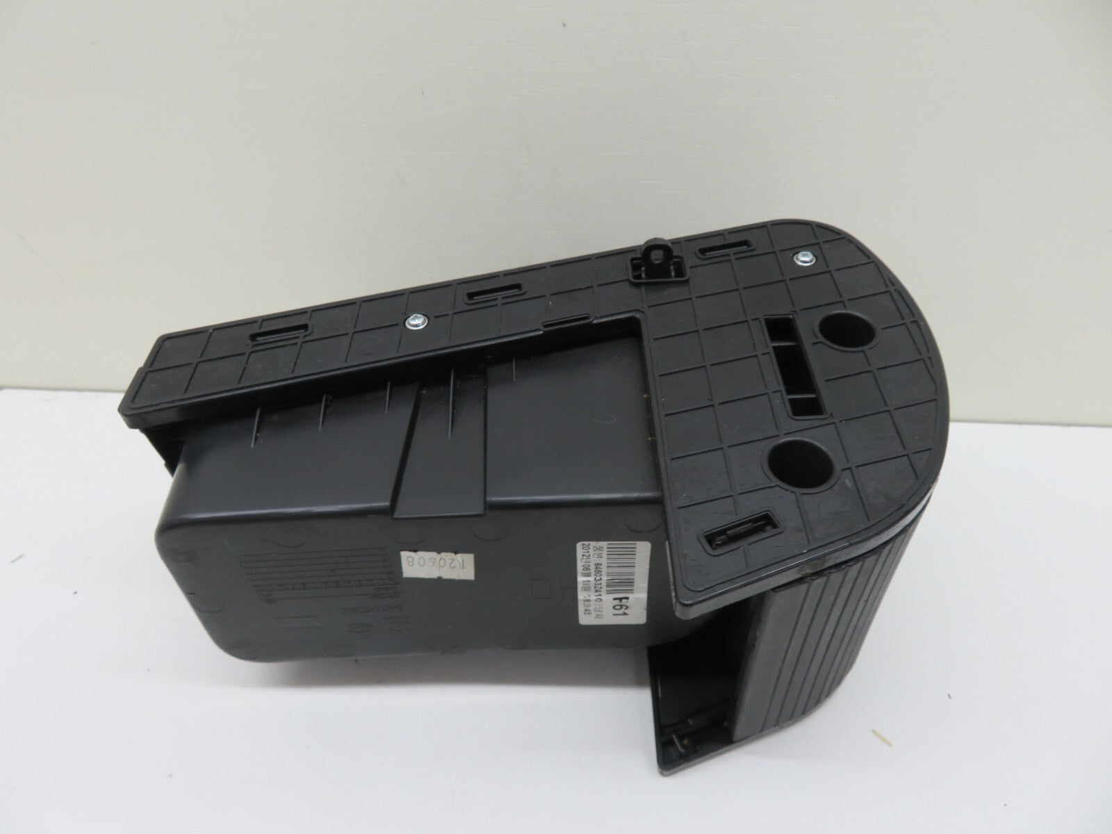 HYUNDAI I40 CENTER CONSOLE STORAGE SLIDE TRAY 84603-3Z410 2011-2015 A581-8