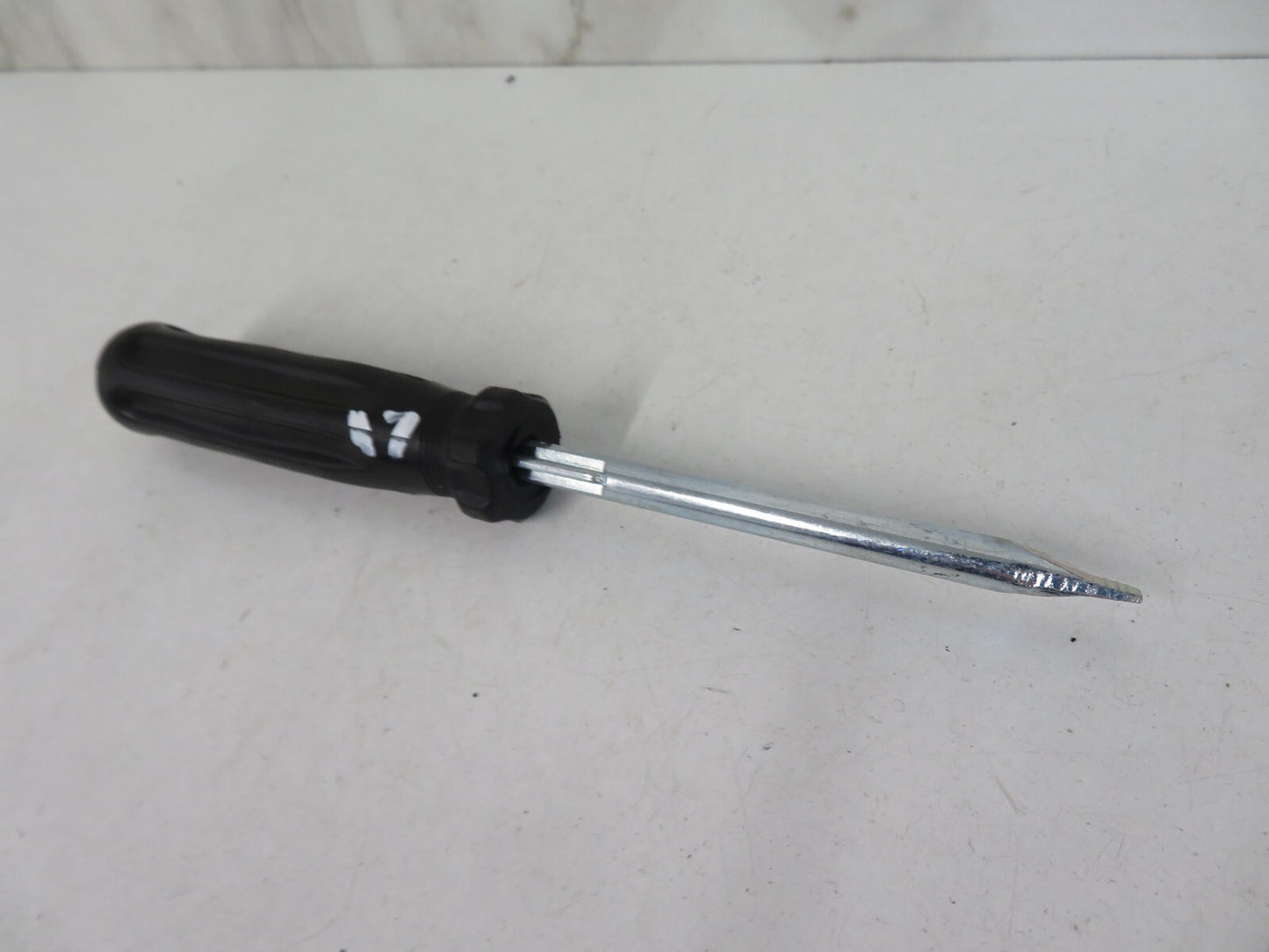 VOLKSWAGEN VW POLO EMERGENCY SCREWDRIVER 2002-2020 MIX1730-17