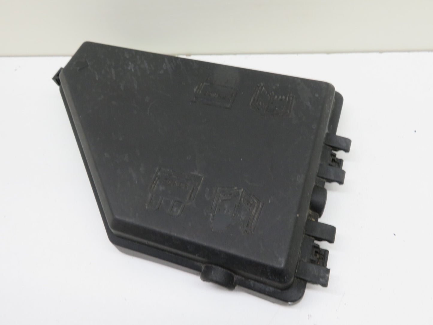 LAND ROVER FREELANDER 1 ENGINE BAY FUSE BOX COVER YQH101070 1998-2004 1310-13