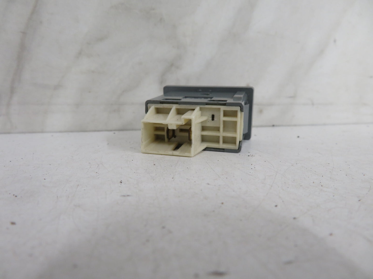 TOYOTA LEXUS SOARER SC400 DOOR REMOTE LOCK SWITCH 1991-2000 1417-17