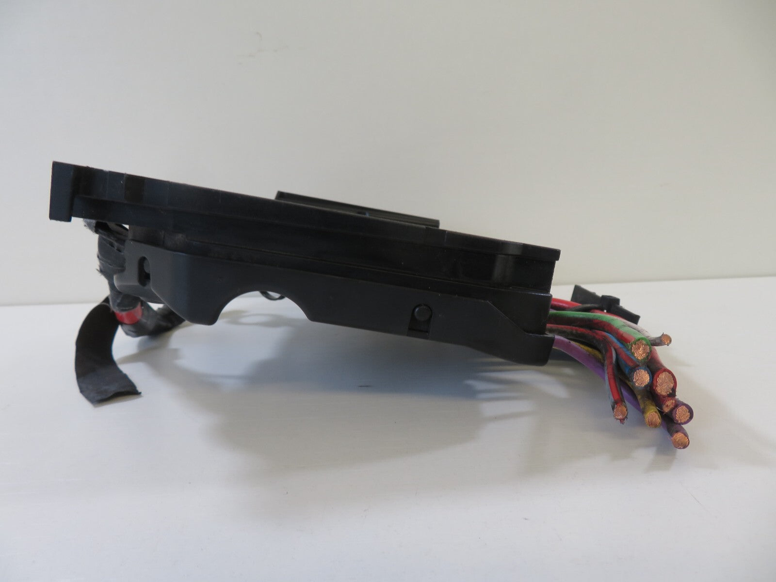 FORD GRAND C MAX BATTERY FUSE BOX TERMINAL AV6T-14A067-BA 2011-2015 1518-5