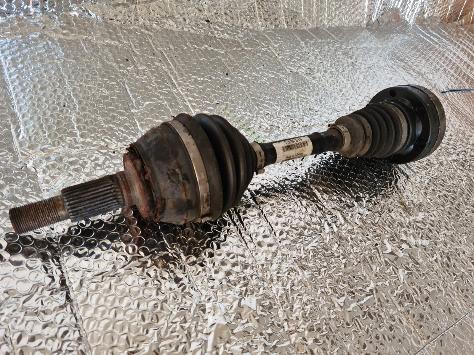 PORSCHE CAYENNE S 955 V8 FRONT PASSENGER NS DRIVESHAFT 7l0407271c 2003-2007 SA