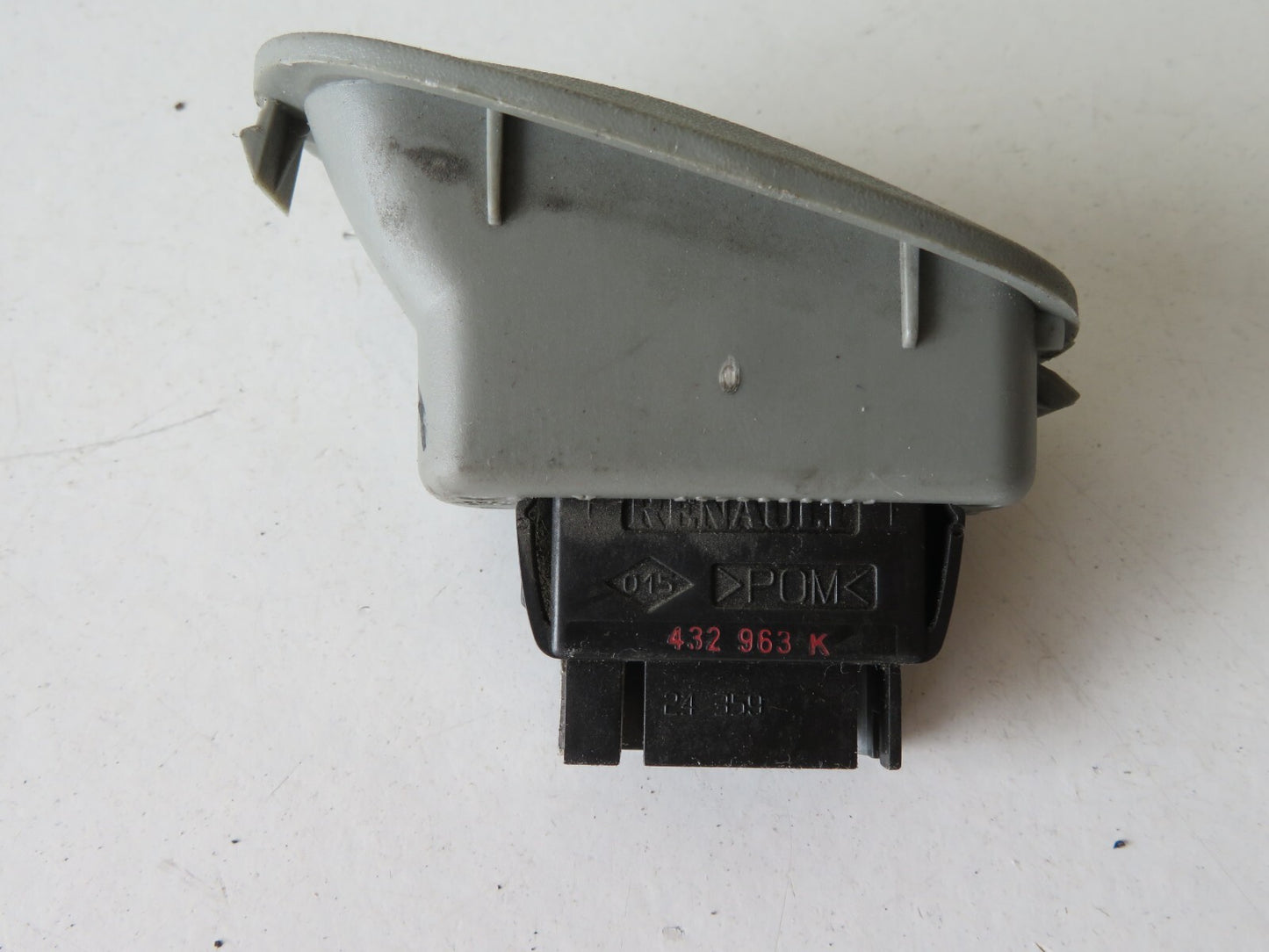 RENAULT SCENIC MK1 REAR WINDOW SWITCH 432963K 1999-03 AMS1523