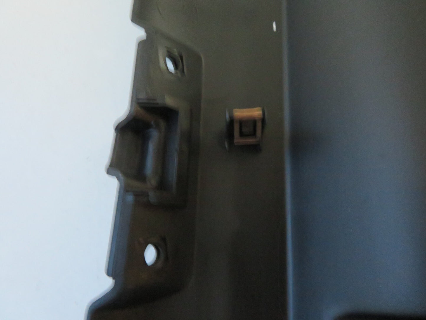 FORD TRANSIT MK7 OS TOP GLOVE BOX COMPARTMENT 12V SOCKET 2006-2014 AMS1540-9