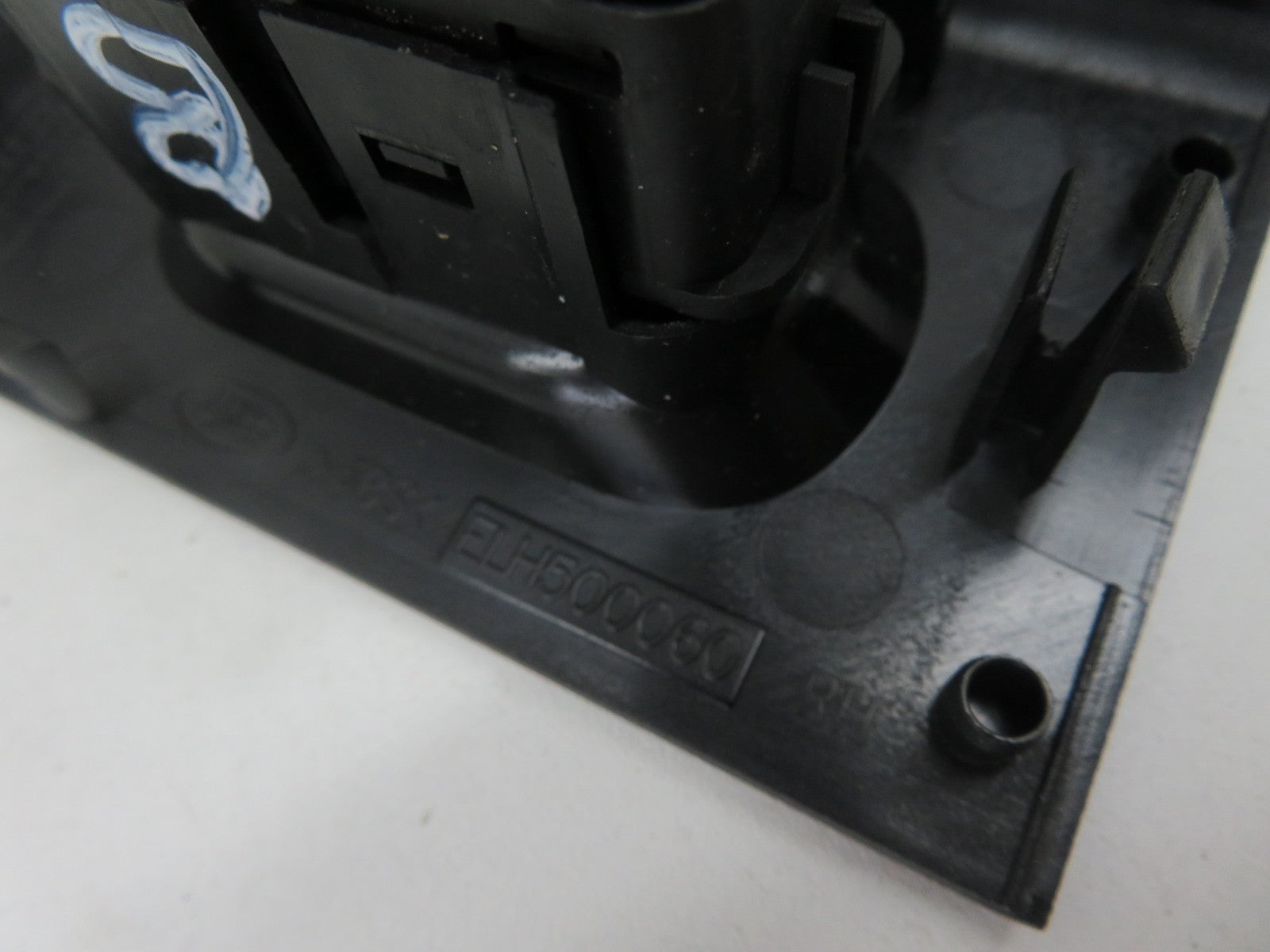 LAND ROVER FREELANDER 1 OS DRIVER REAR WINDOW SWITCH 2004-2006 1672-8