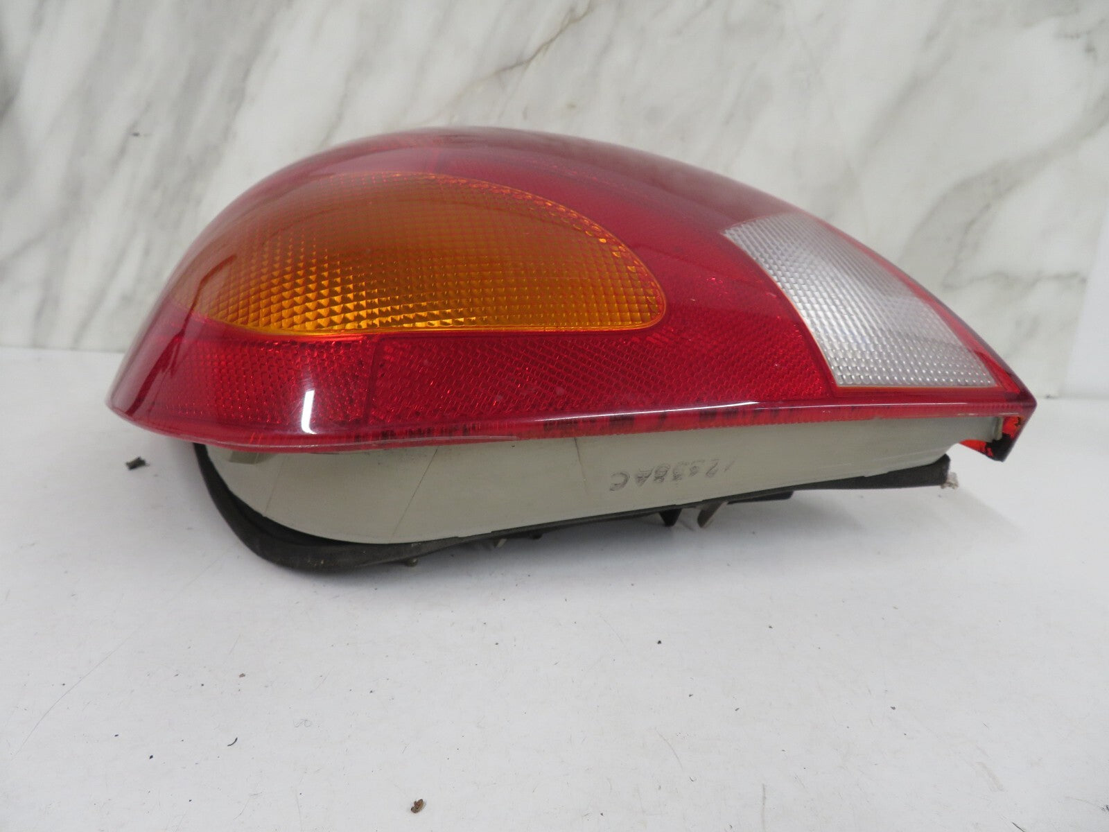 FORD FIESTA MK4 NS PASSENGER REAR TAIL LIGHT 1996-2002 BK1344