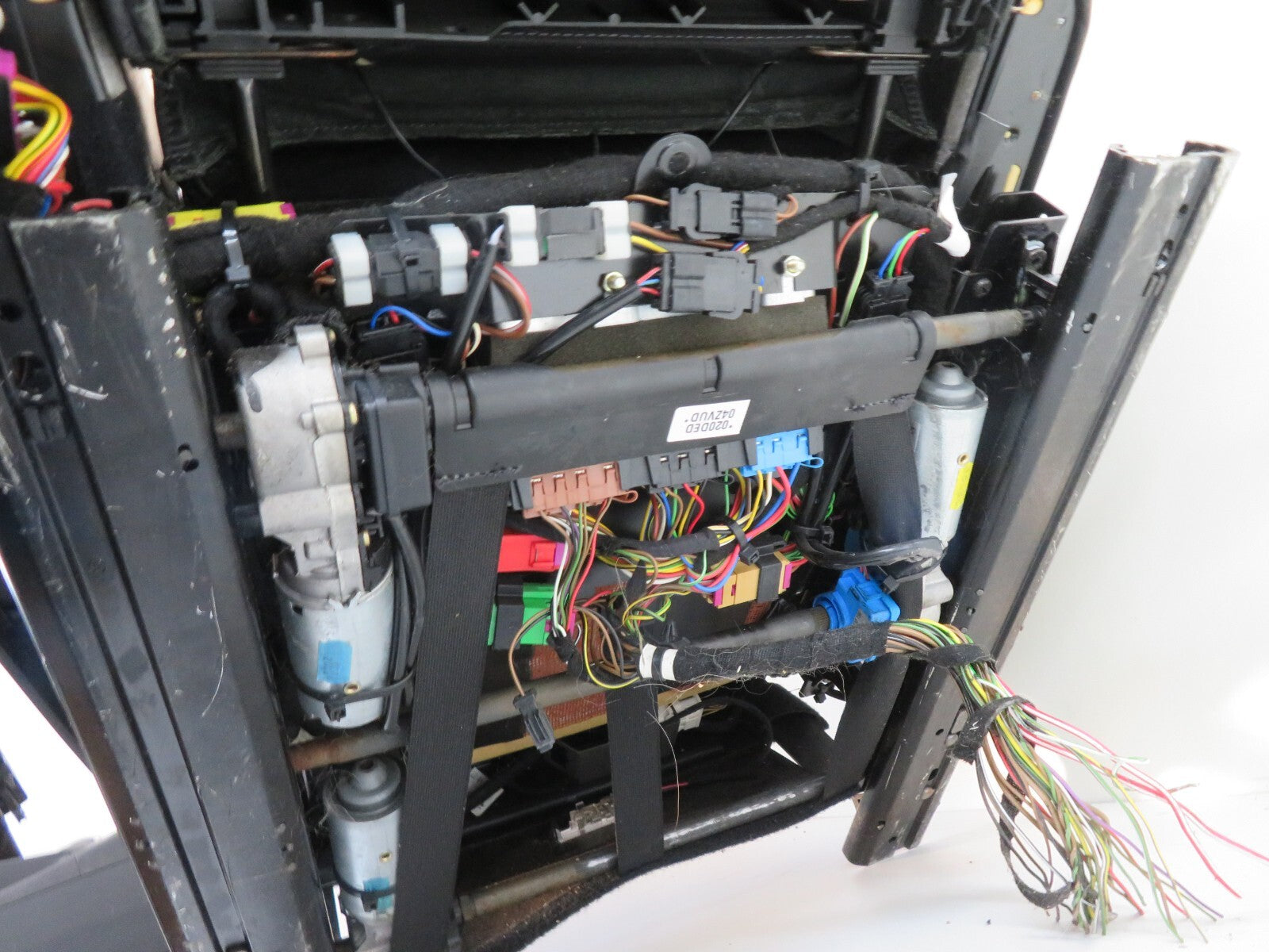 AUDI A8 D2 LEATHER RECARO DRIVER FRONT SEAT  1998-2002