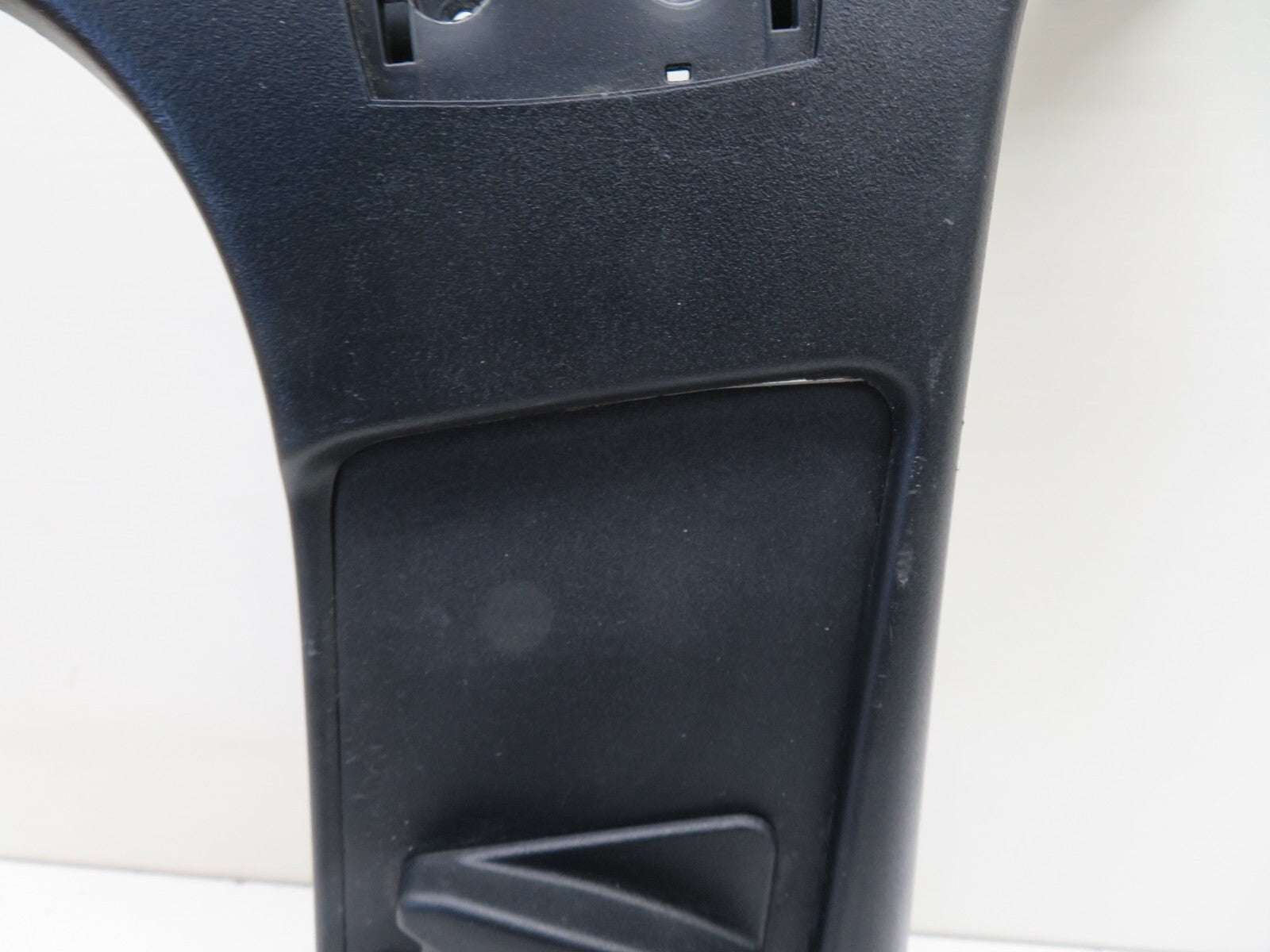 FORD FOCUS ST 225 OS DRIVER B PILLAR TRIM 4M51-B24582-A 2006-2010 1232-4