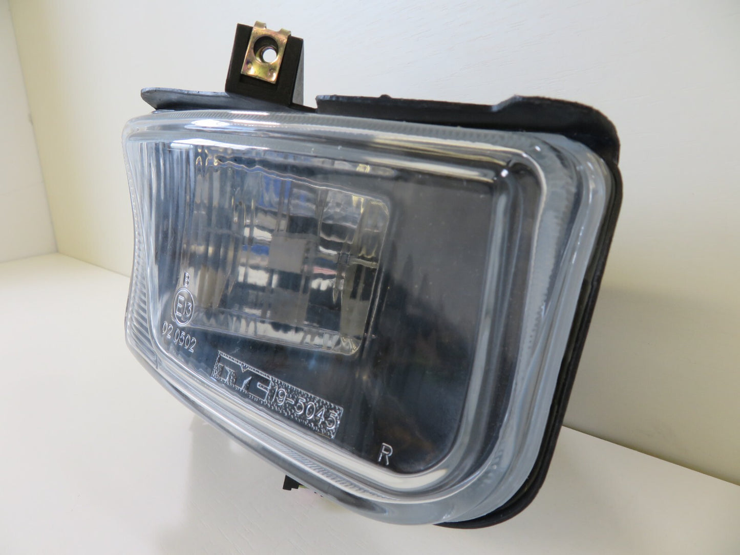 TYC 19-5045-05-2 OS DRIVER RH FRONT FOG LIGHT FOR FIAT PUNTO 1993-1999 #1RSW