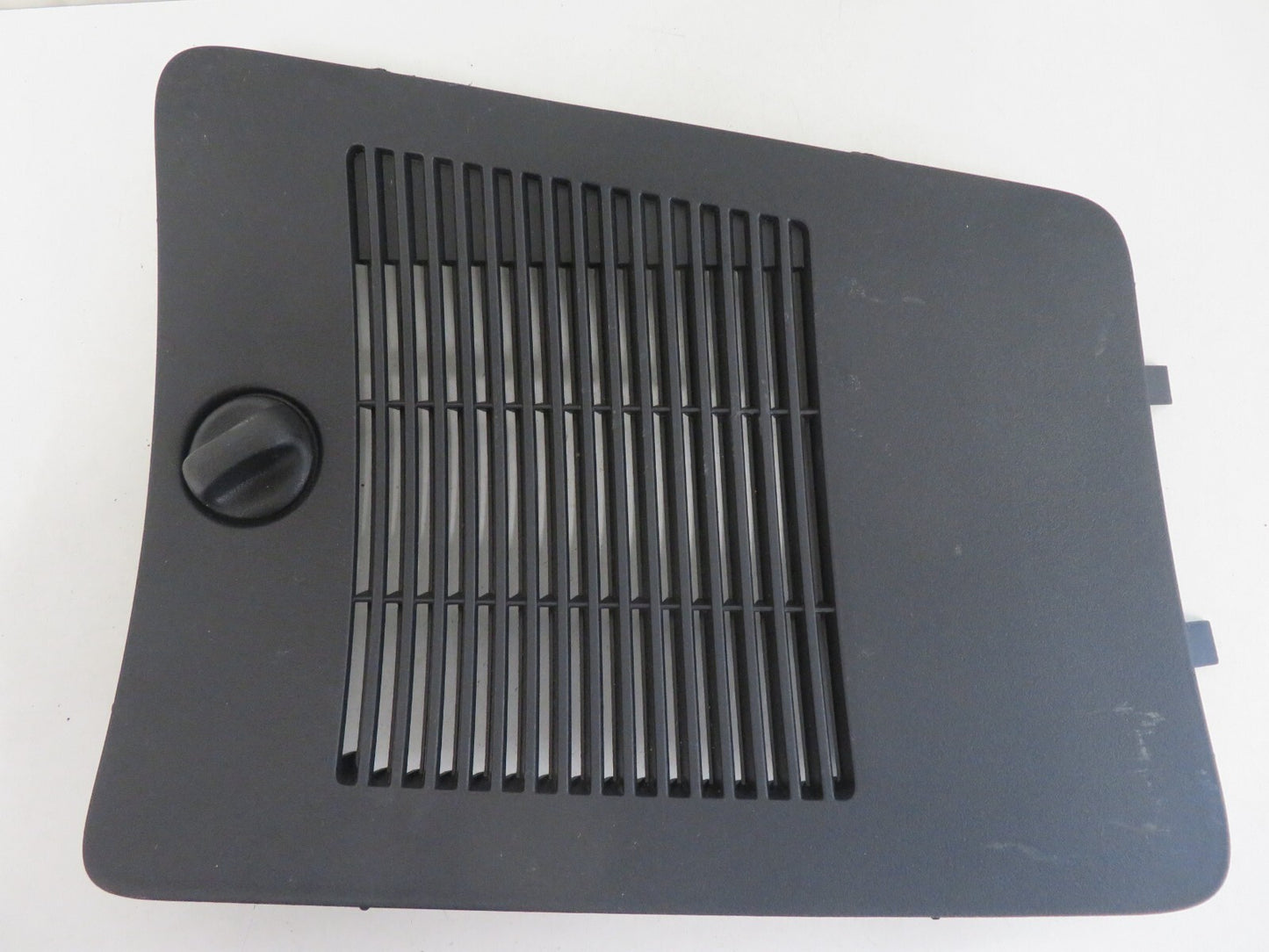 PEUGEOT 4007 NSR BOOT ACCESS TRIM 2007-2012 1603-4