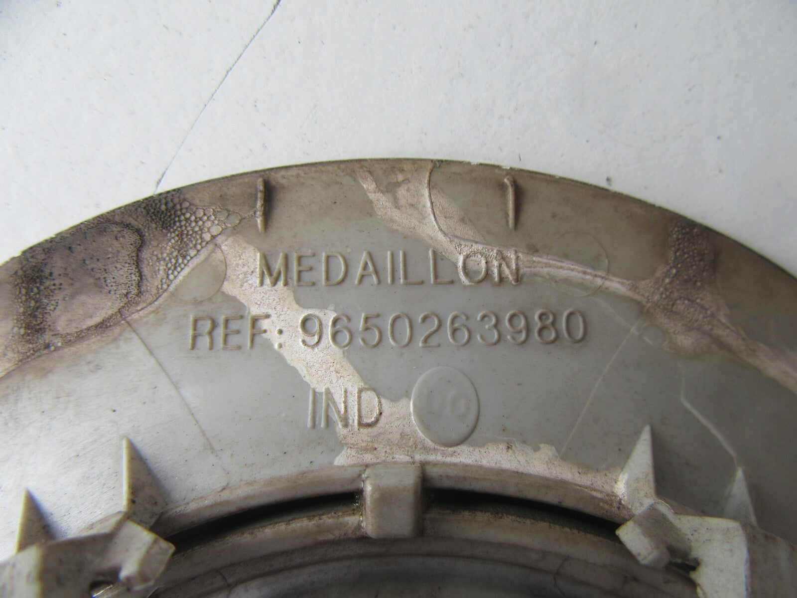 CITROEN C4 HATCHBACK ALLOY WHEEL CENTRE CAP 9650263980 2004-2007 SK57-1