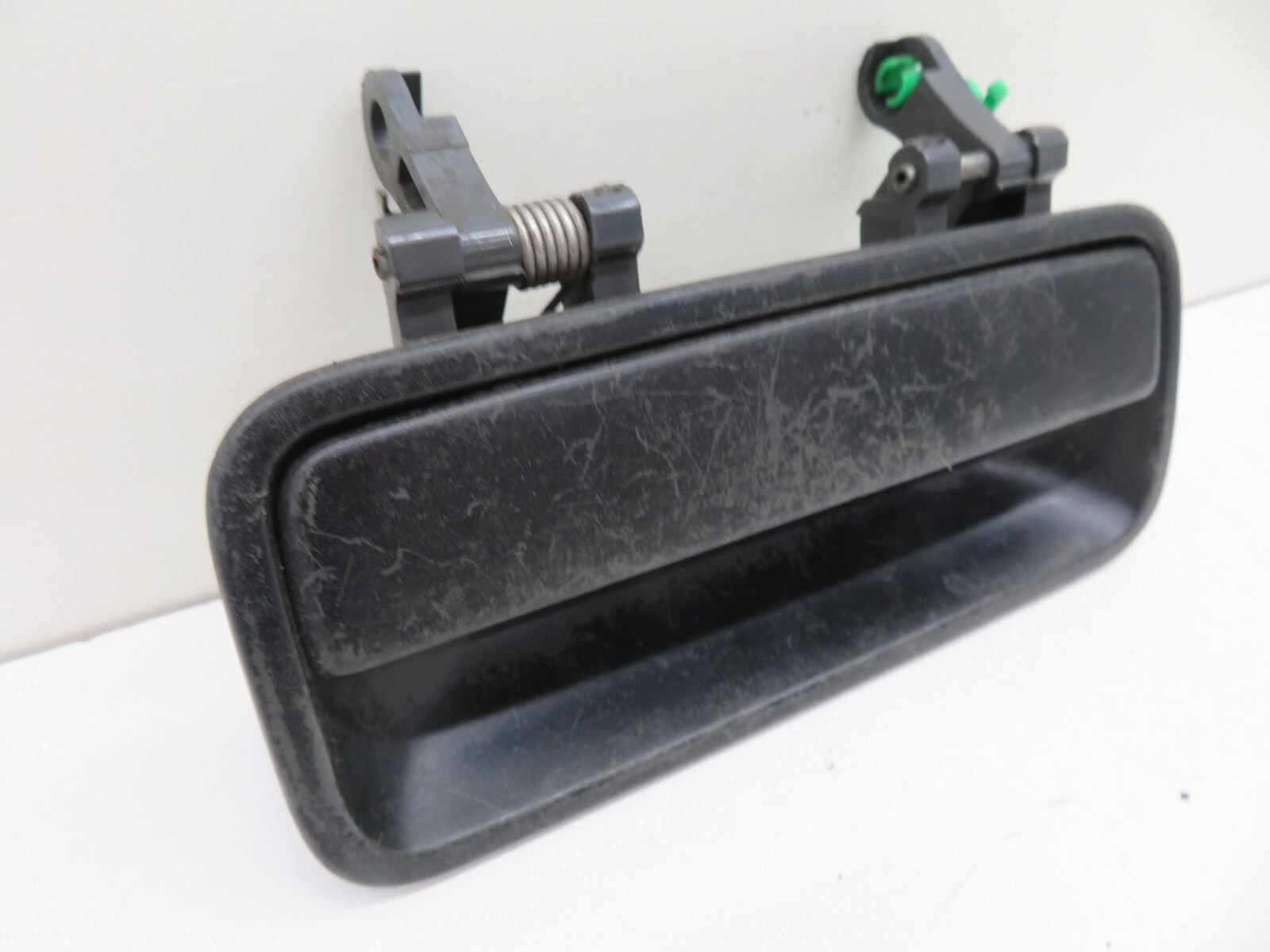 LAND ROVER FREELANDER 1 OSR RIGHT REAR EXTERNAL DOOR HANDLE 1998-2004 1310-9